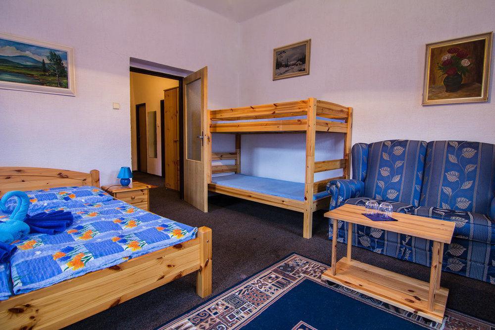 Hotel Posta Черни Дул Екстериор снимка