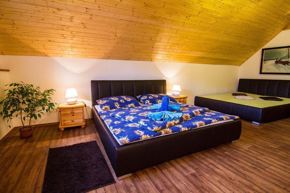 Hotel Posta Черни Дул Екстериор снимка