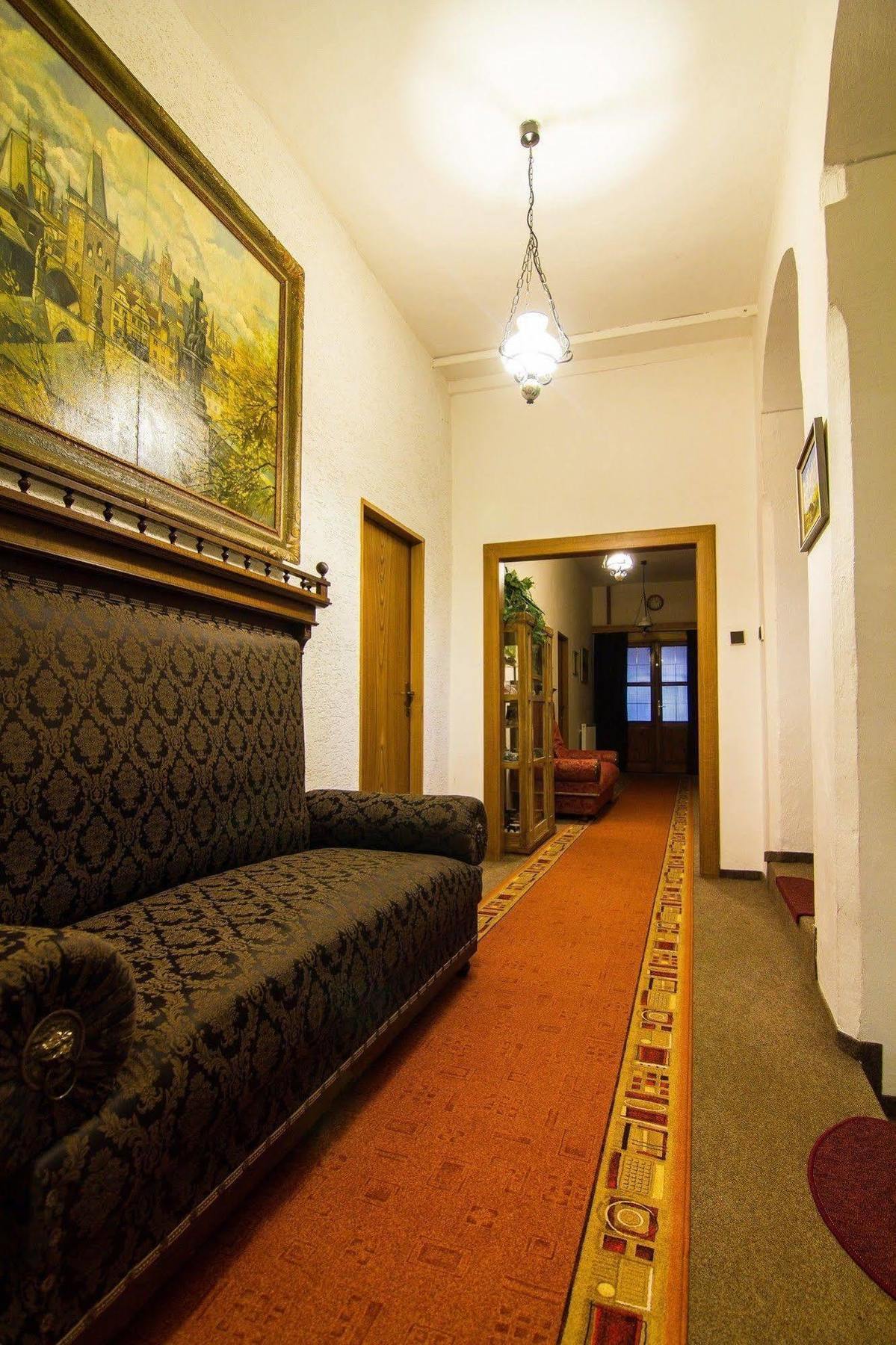 Hotel Posta Черни Дул Екстериор снимка