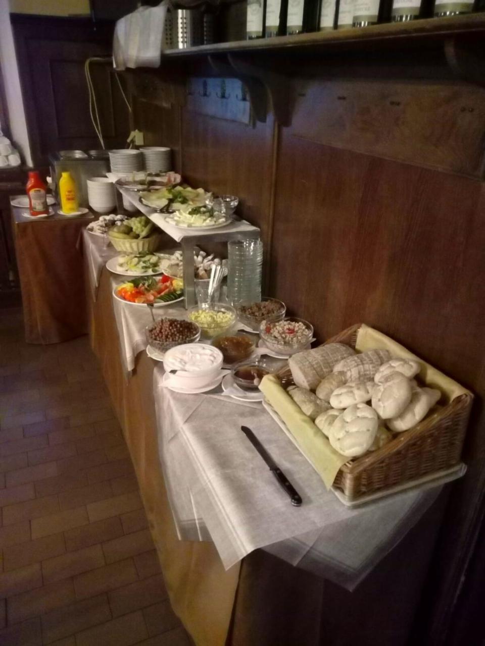 Hotel Posta Черни Дул Екстериор снимка